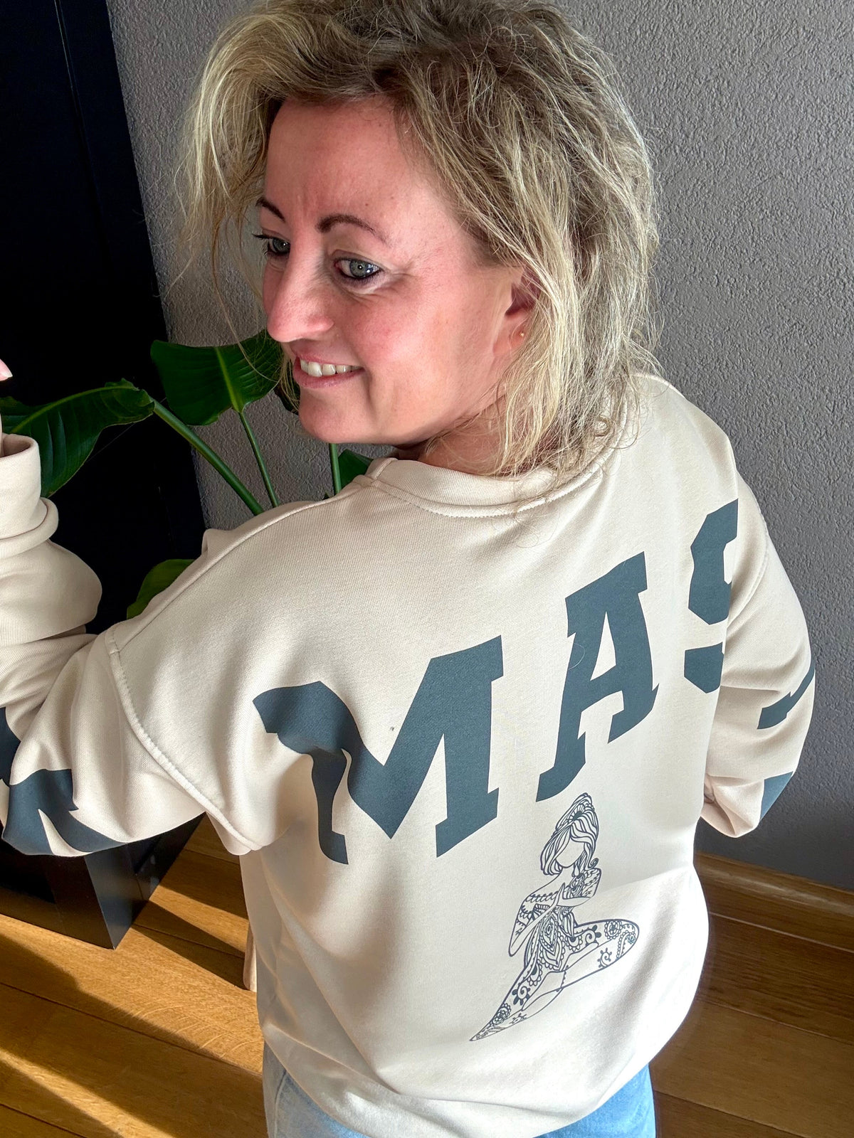 Sweater Namaste