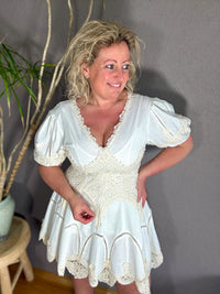 Dress Romance