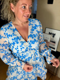 Kleid Spring wacht auf