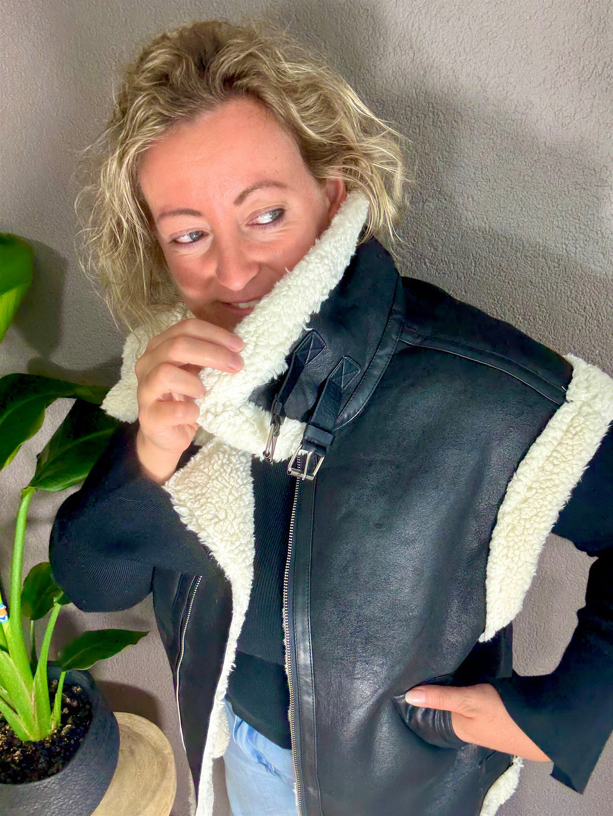 Vest Meghan