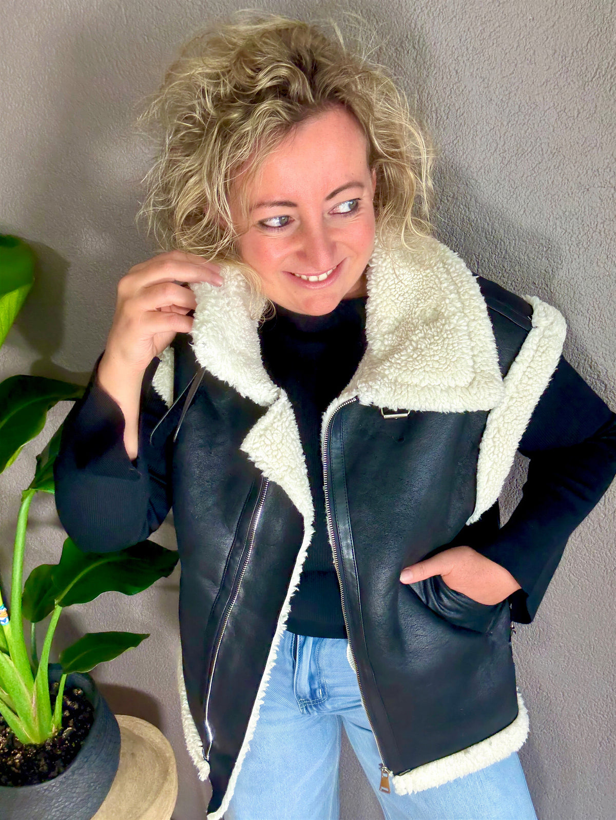 Vest Meghan